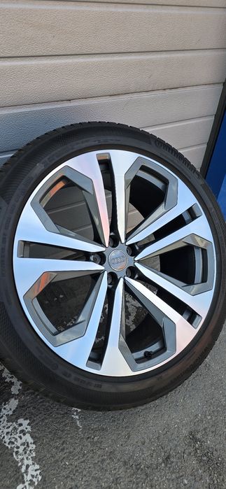 Оригинални 22" джанти за Audi Q8  Q7 с зимни гуми Kontinental