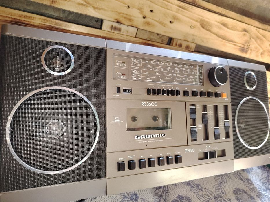 Grundig RR3600 boombox