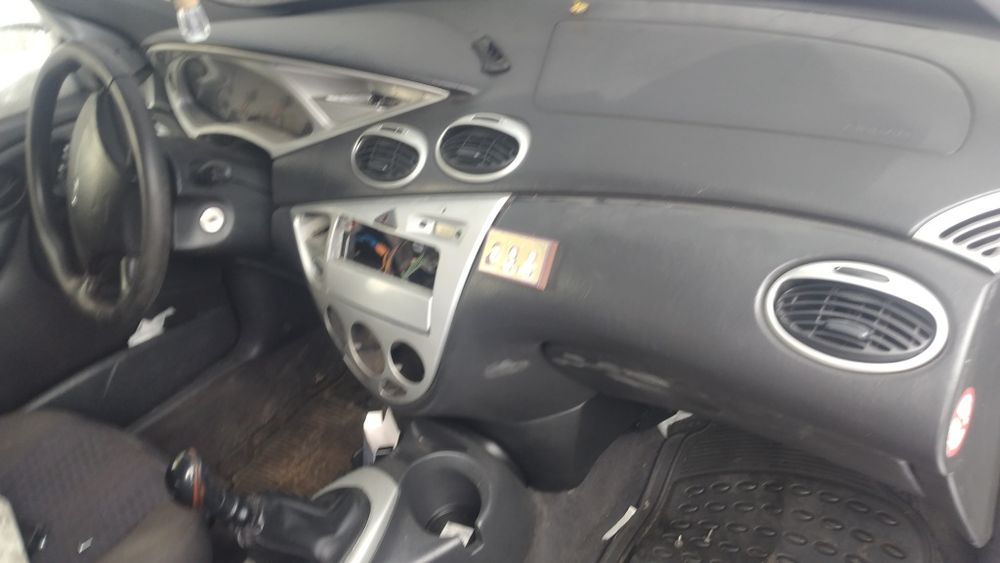 Запчасти форд фокус 2001г