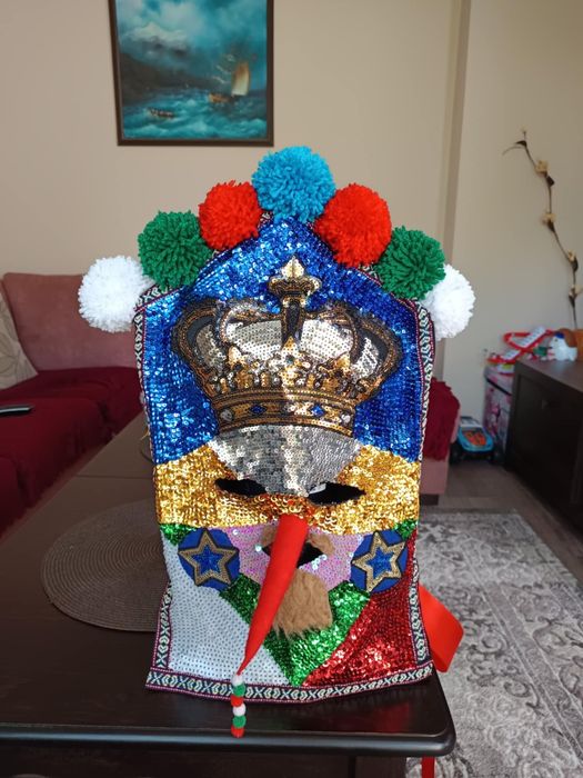 Кукерска маска/гугла/