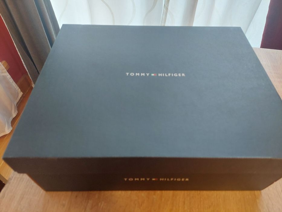 Кецове Tommy Hilfiger като нови 38 номер