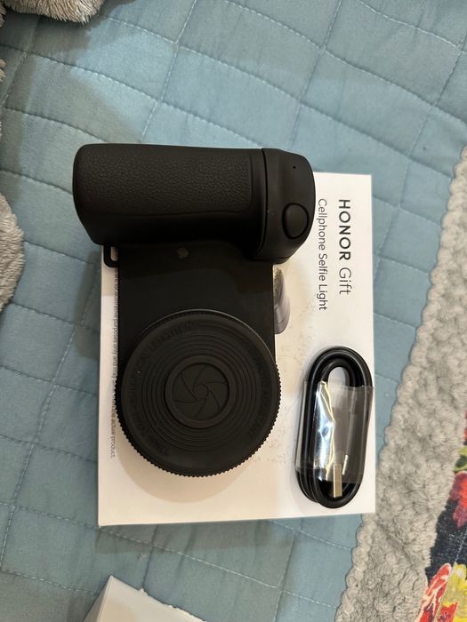 Honor Gift Cellphone Selfie Light