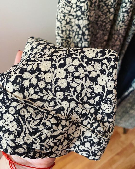 Намалена с 70%! Уникална маркова рокля