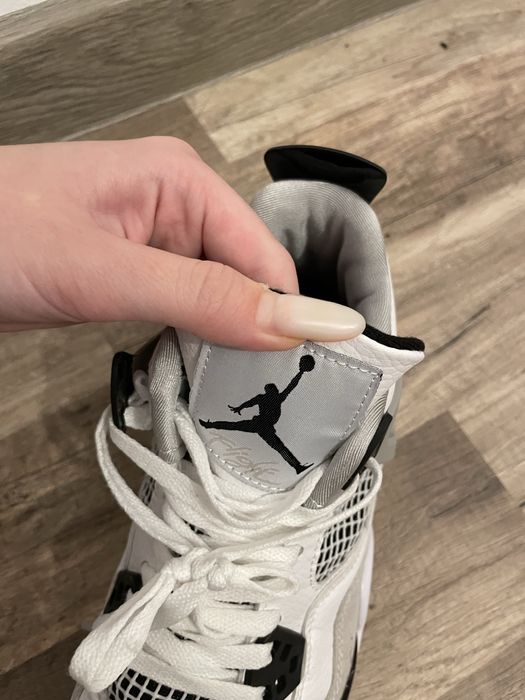 Jordan 4 Retro Military Black