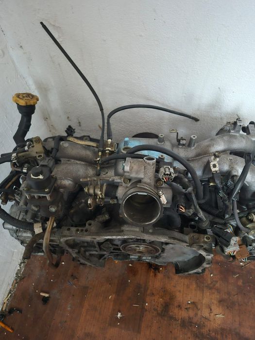 Двигатель на Субару