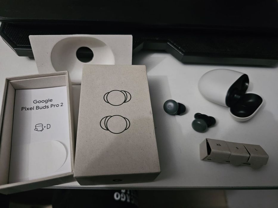 Google Pixel Buds 2 Pro