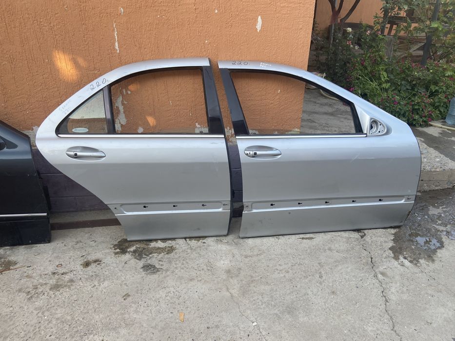 Мерседес 220 двери