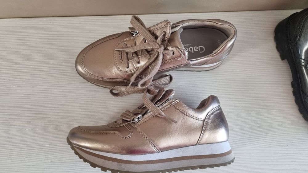 Дамски/ детски обувки 35