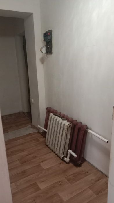 Батареи чугунные.