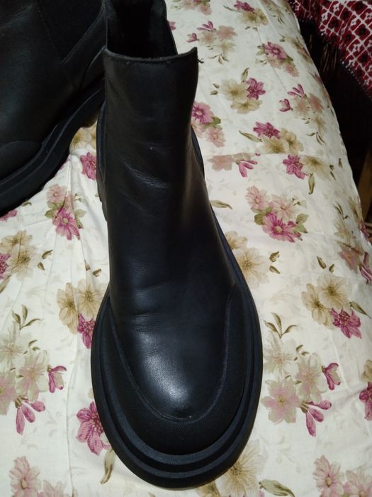 Продам Ботиночки