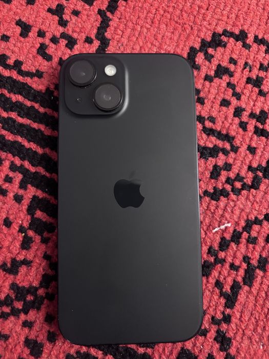 айфон 15 256гб, емкость 85