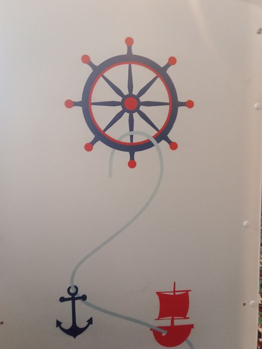 Детская кроватка.