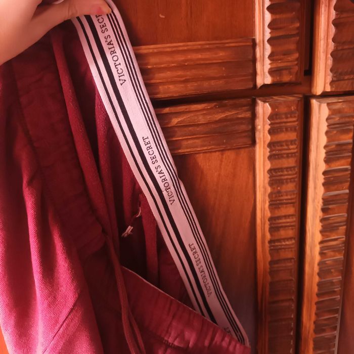 Victoria’s Secret ANGEL Burgundy Joggers Logo Sweatpants Size M