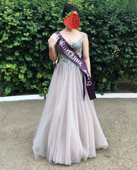 Продам красивое платье