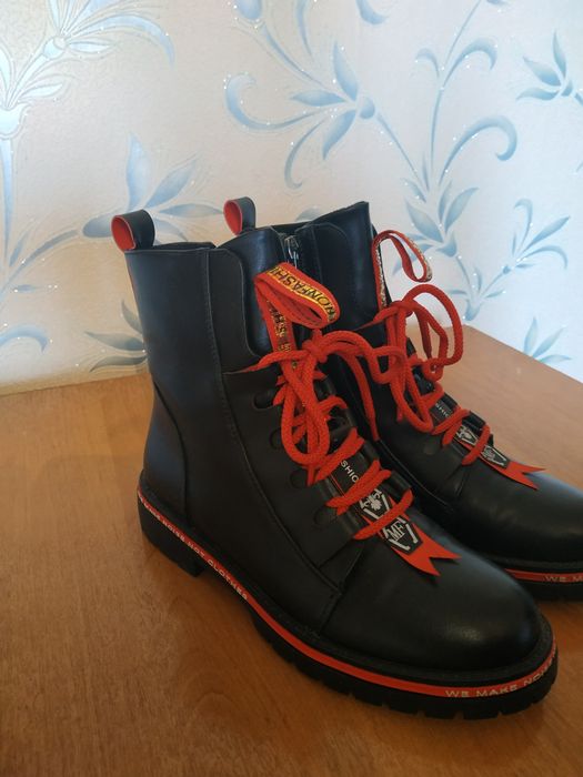 Стильные полуботинки! Демисезонные.  Размер 37.