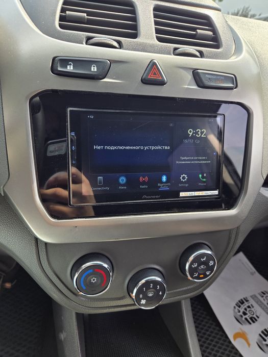 Продам автомагнитолу Pioneer DMH -Z6350BT