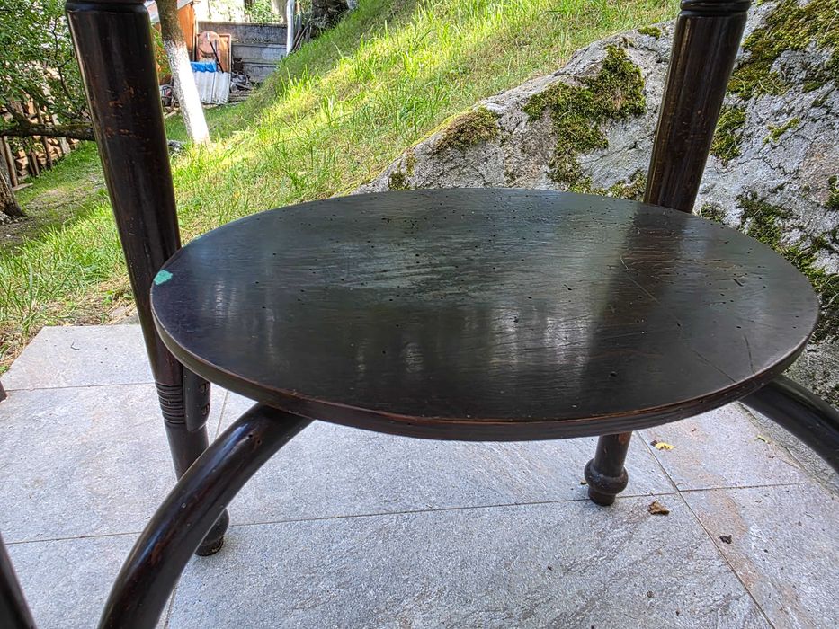 Vand masa din lemn stil Thonet
