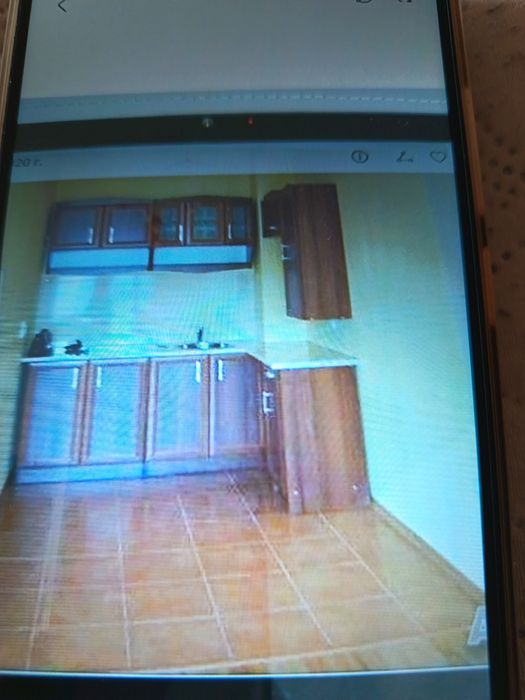 ПРОДАВАМ апартамент гр Благоевград обзаведен готов за живеене 65000Е