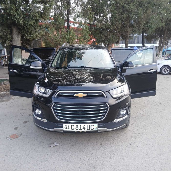 Продам Captiva 2 / 4 поколения, 2011 год