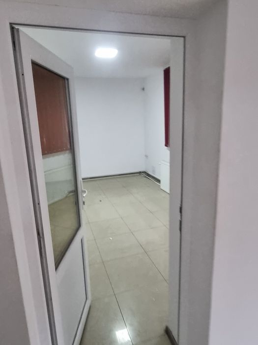 De închiriat spațiu central