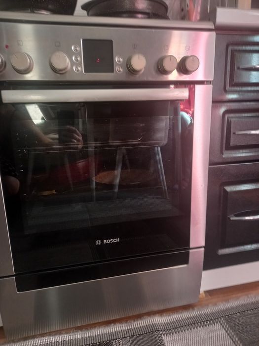 Продам газплиту Bosch