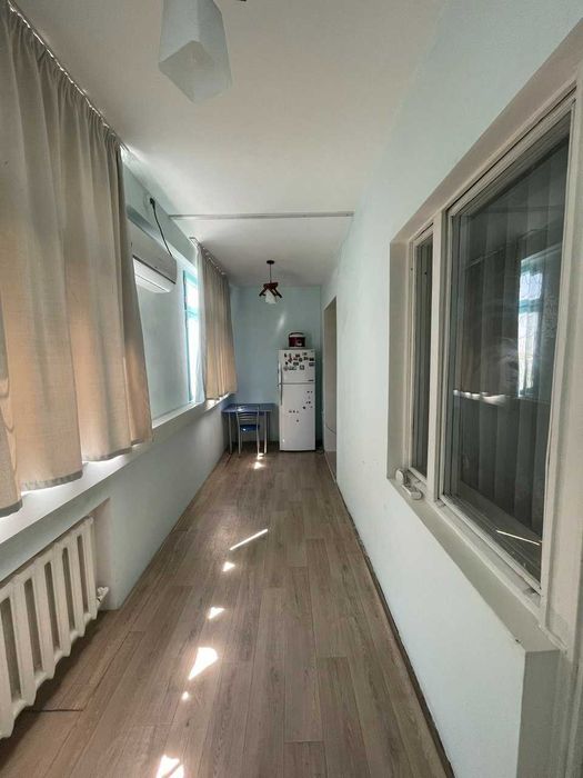 Продаю четырёхкомнатную квартиру (Со́бственник)