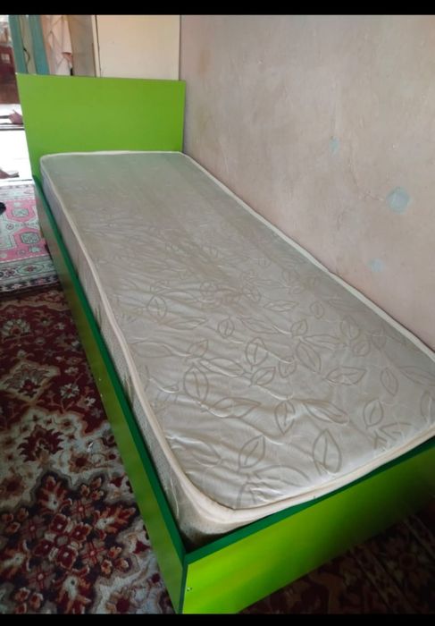 Продам кровать однушку