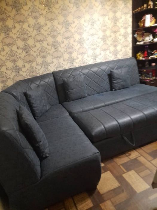Диван гостевой со всеми удобствами