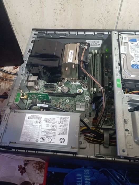 Desktop HP + Monitor + 12GB RAM – Ideal școală/office