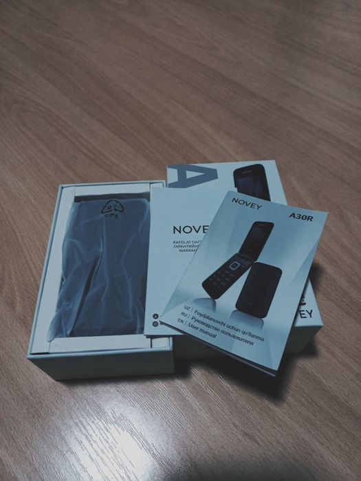 Samsung A32 4/128 + Novey A30R knopkali