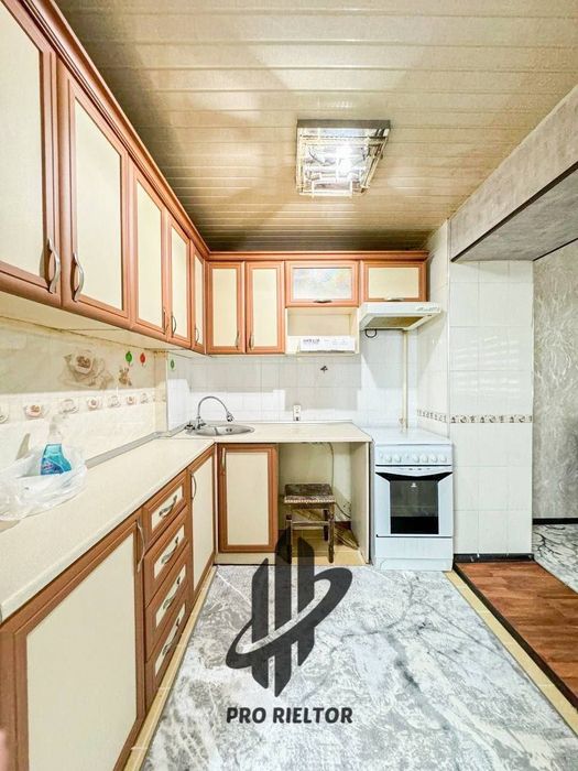 Продается 2 комнатная квартира ремонт Академгородок