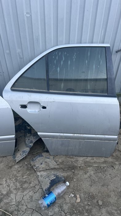 двери от w202 мерса