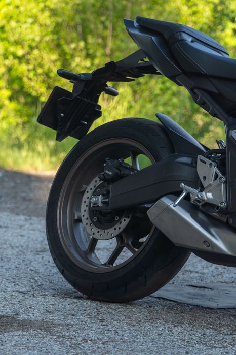 Honda CB650R - E Clutch model 2025