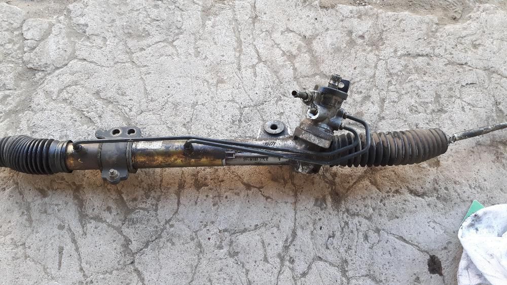 Кормилна рейка за Nissan Almera (00-2006)