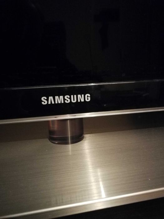 Телевизор Самсунг UE40C 6000RWXZG40 инча