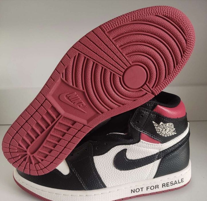 Jordan 1 Hing Og "NOT FOR RESALE"