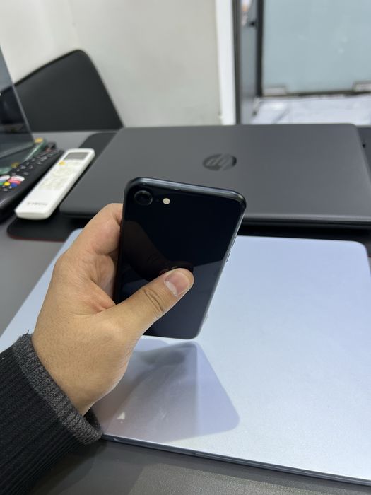 Iphone Se 3rd (2022) 64gb