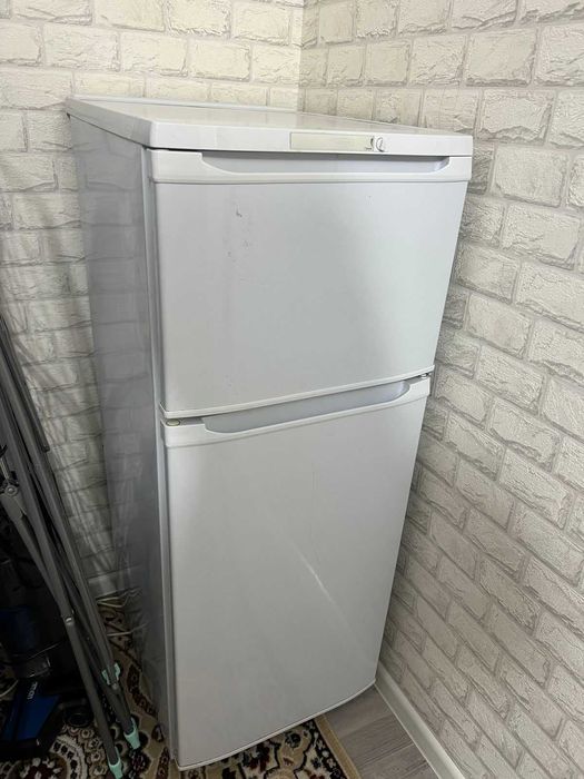 холодильник Бирюса