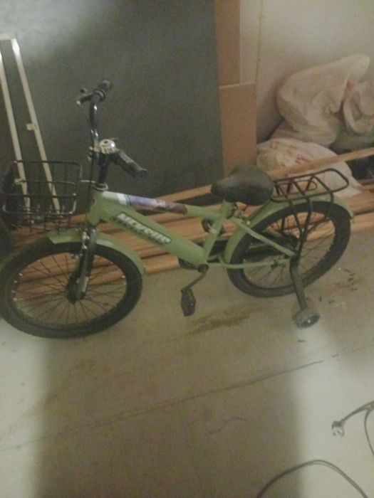 Велосипед две один большой один маленький