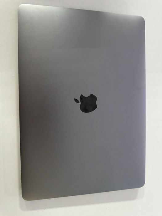MacBook Air (Retina, 13-inch, 2018)
