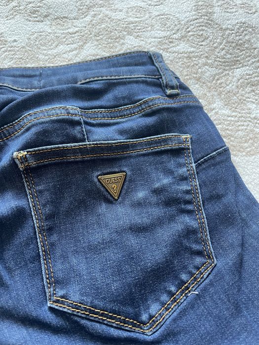 Blugi dama guess marimea 28