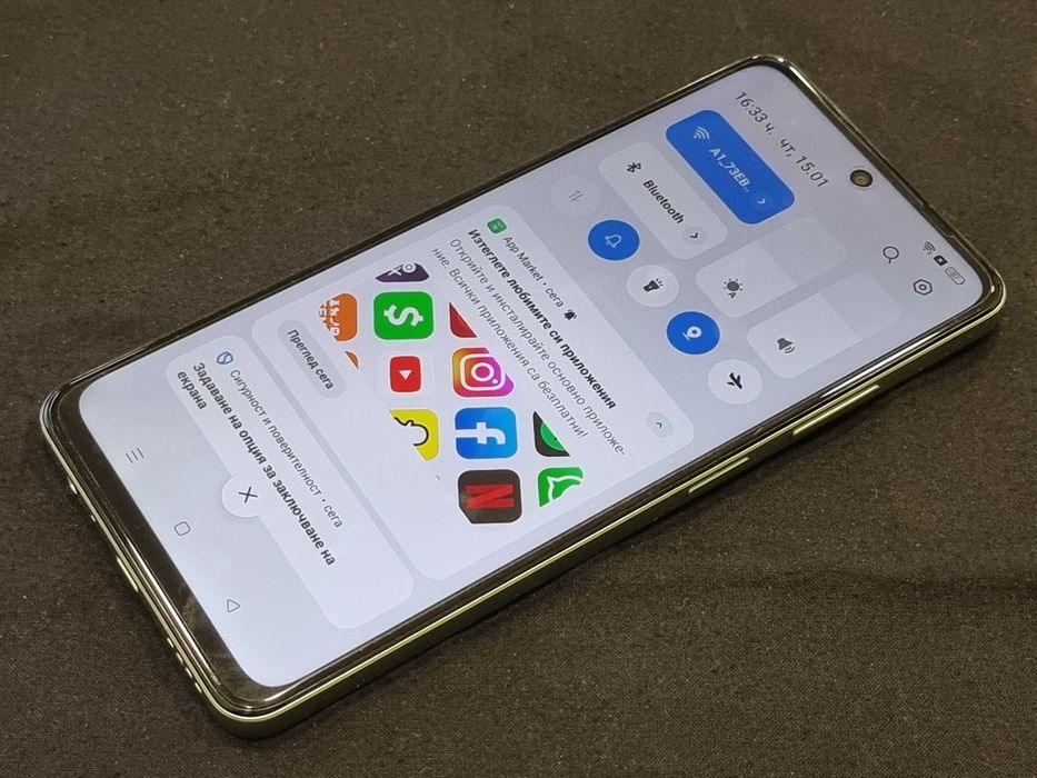 Телефон Realme 12x 5G 128GB 6GB RAM