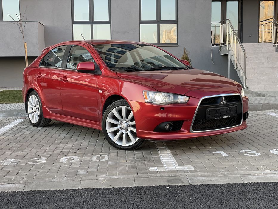 Mitsubishi Lancer Sportback 1.8 Benzina•140Cp•Keyless•Navigatie•Xennon