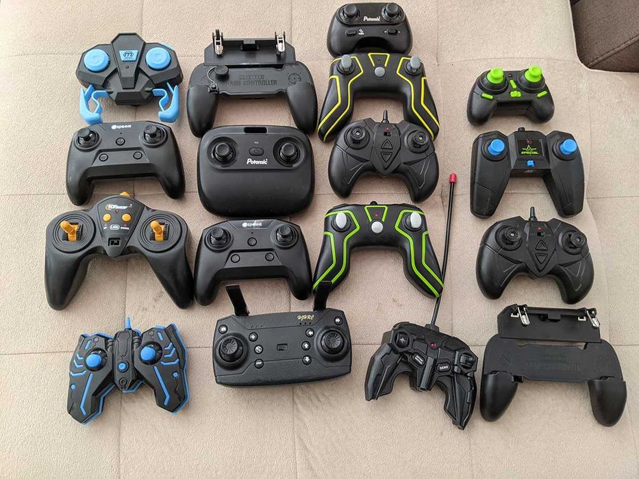 Дистанционни за дронове и играчки, контролери, джойстици, 2,4ghz