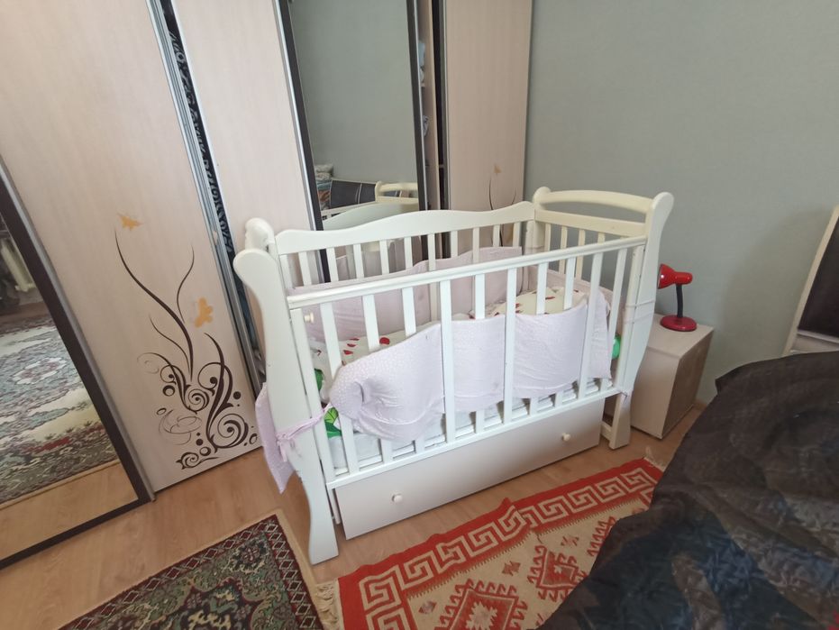 Детская кроватка