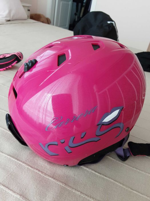 Дамска ски каска от Carrera