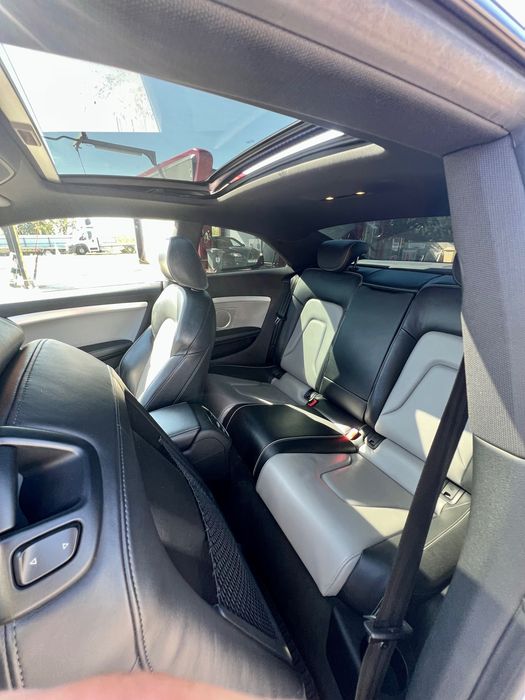 Vând Audi A5 Coupé 3.0 TDI V6, 245 CP, Quattro, S tronic, an 2012.