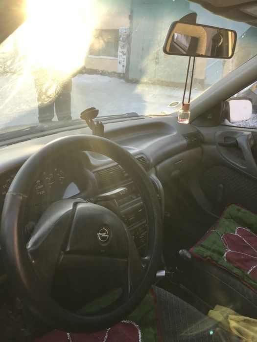 Опель Астра 1’6 моно музыка