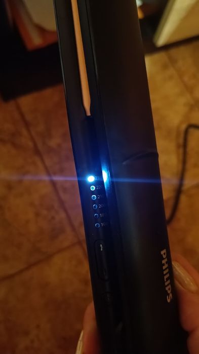 Преса за коса Philips BHS378