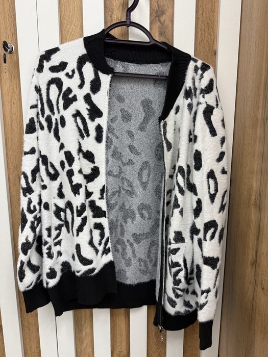 Кардиган теплый новый